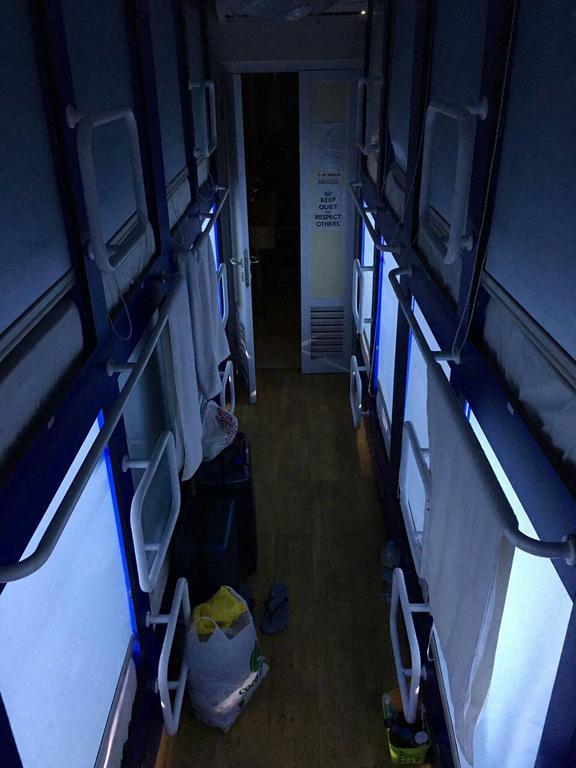 Qb Sleep Capsule Hotel Kuta Lombok Exteriér fotografie